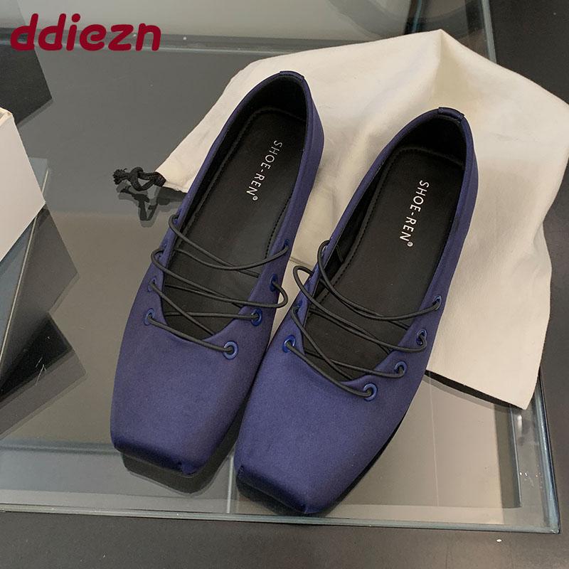 Fashion 2025 New Fashion Silk Women Ballet Flats Shoes Luxury Soft Female Square Toe Footwear Shallow Ladies Mary Janes Flats Shoes