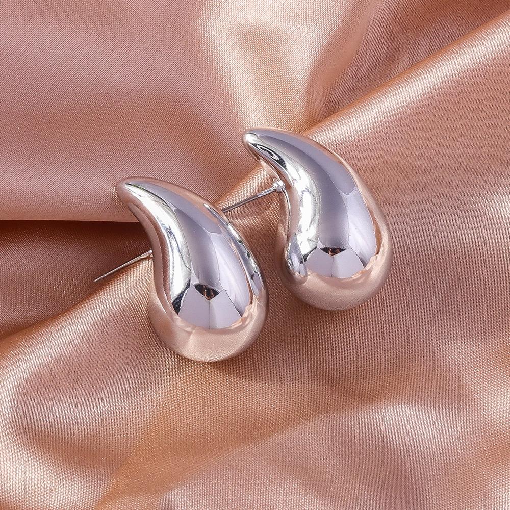 Fashion Gold Color Waterdrop Earrings for Women Smooth Metal Stud Earrings Party Jewelry Gift