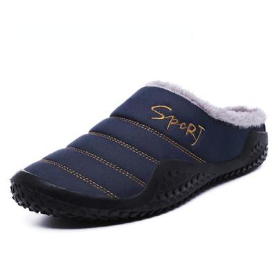 Nouvelles Pantoufles d'Hiver Homme Intérieur Chaud Confortable Chaussures en Coton Peluche Courte Talon Plat Pantoufle Mâle Imperméable Antidérapant Pantoufles Maison