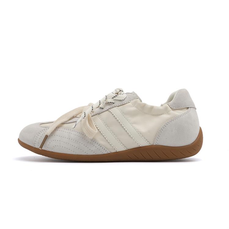 Double lace contrasting color spliced women's shoes: Spring and summer retro casual shoes, fashionable sports and training shoes