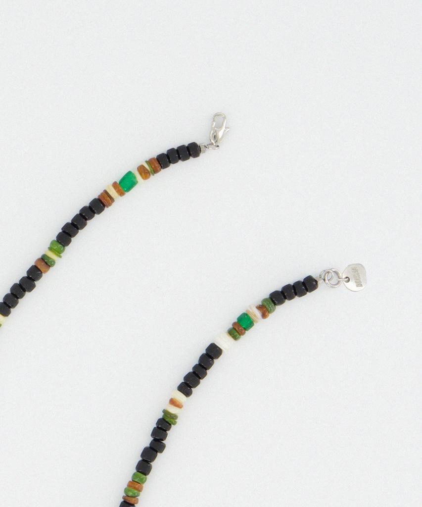 Douhab Pebble – Moss Necklace / Black