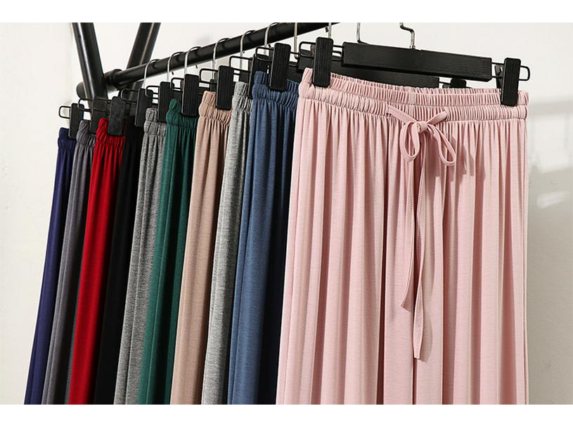 Pantalon large taille haute en soie glacée pour femme