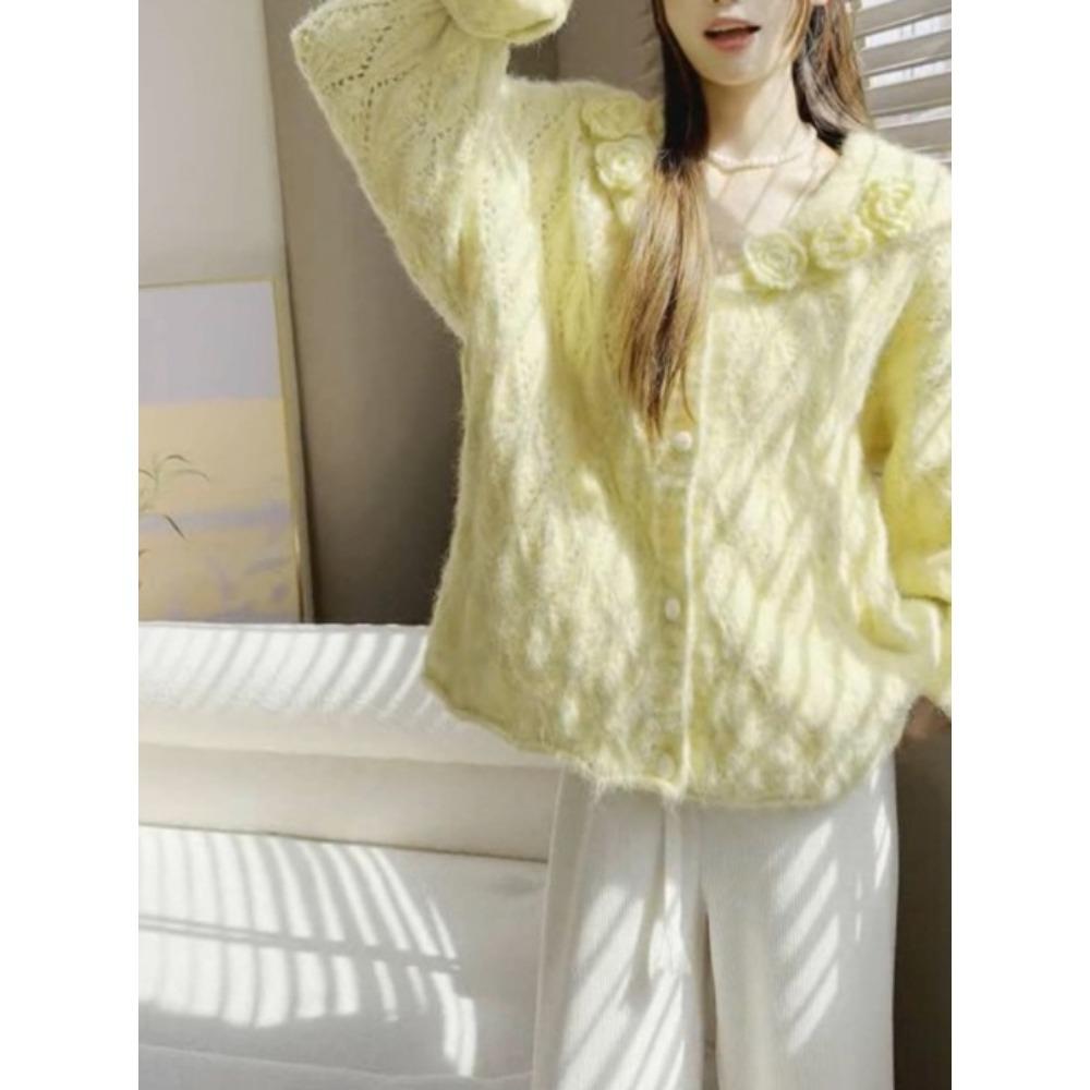 

Gentle Wind Hollow Three-dimensional Flower Knitted Cardigan Sweater Women s Loose Lazy Chic Good-looking Navy Collar Jacket One Size жёлтый