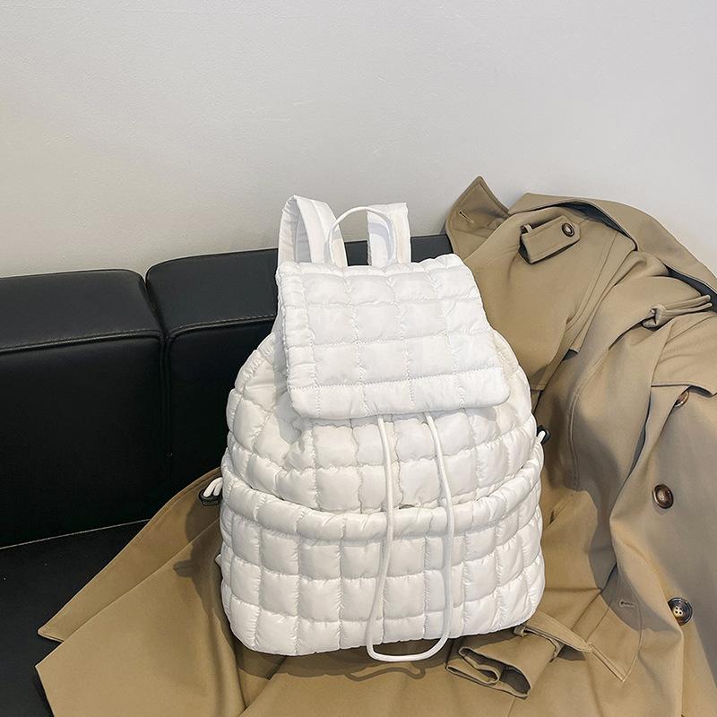 Niche casual simple design women's summer wind backpack pleated cloud fashion down cotton plaid drawstring backpack