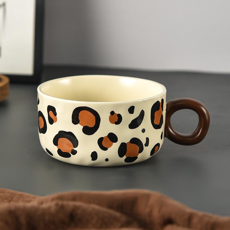 Model Animal Valoare Mare Cupă Scurtă Ceramică pentru Desert Înghețată Senzație High End Design Nișă Cană Cafea Comercială Feminină