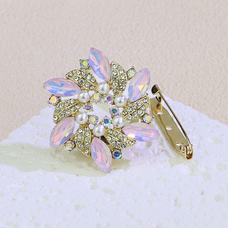 

Универсальная клипса-брошь со стразами в виде баухинии - Элегантный аксессуар двойного назначения для шалей и одежды