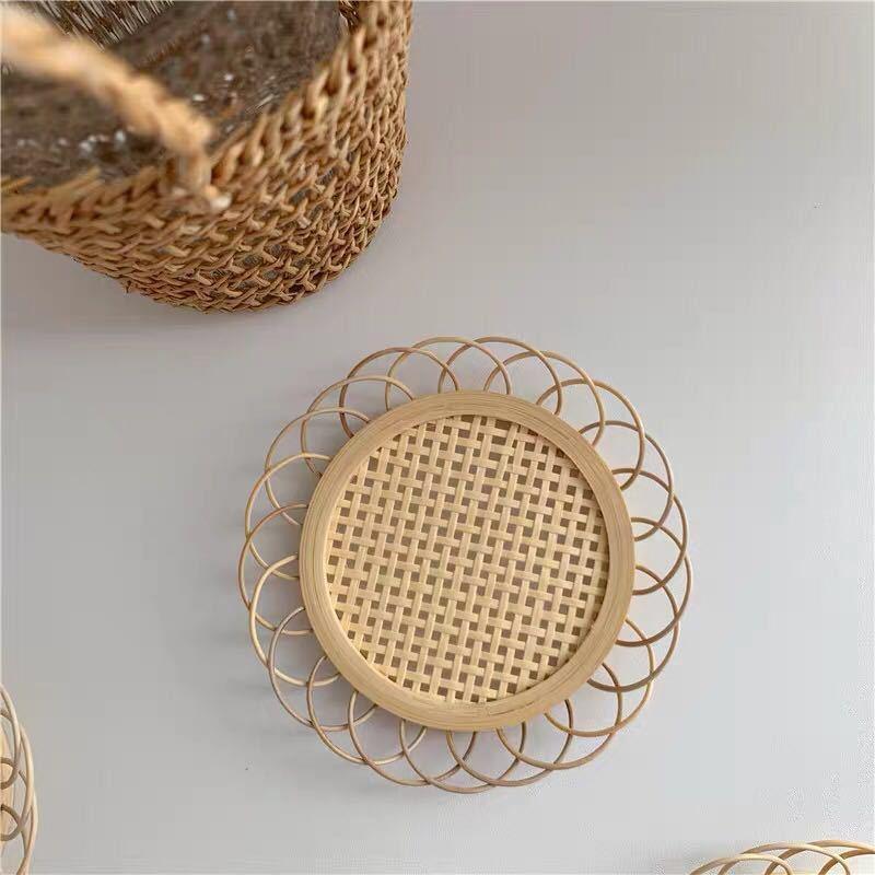 

Japanese Style Handmade Bamboo Woven Saucer Coaster Tea Coffee Drinks Cup Holder Round Rattan Woven Cup Holder Coasters