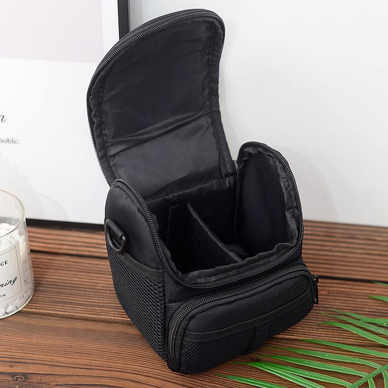 Camera Bag for Canon Nikon D40: Mirrorless SLR Single Shoulder Crossbody Digital Photography Bag
