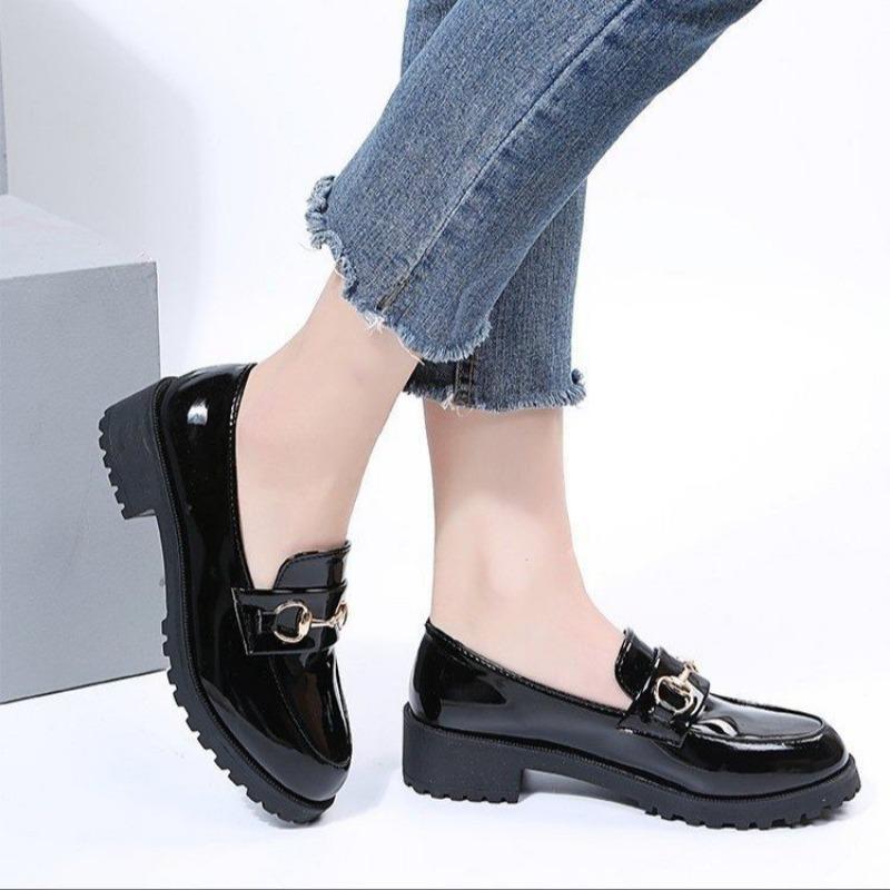 Women's new small leather shoes in spring and autumn, women's muffin soles, lazy people pedal single shoes with one foot
