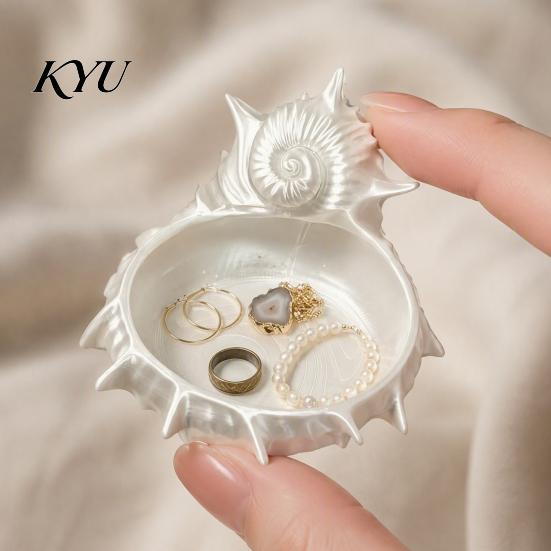 Conch Shape Jewelry Plate 3D Printed Tray, Sea Snail Dish Bowl for Organizing Necklaces Earrings, Decorative Ocean Theme Desk Organizer EarringsHolder