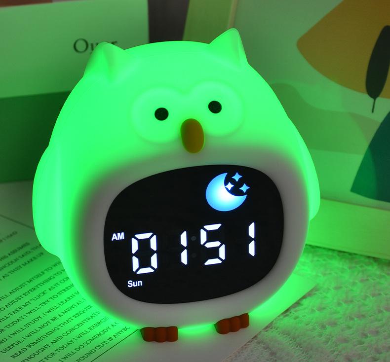 

Animal-Shaped Color-Changing Night Light: Sleep Aid & Alarm Clock Clock Light