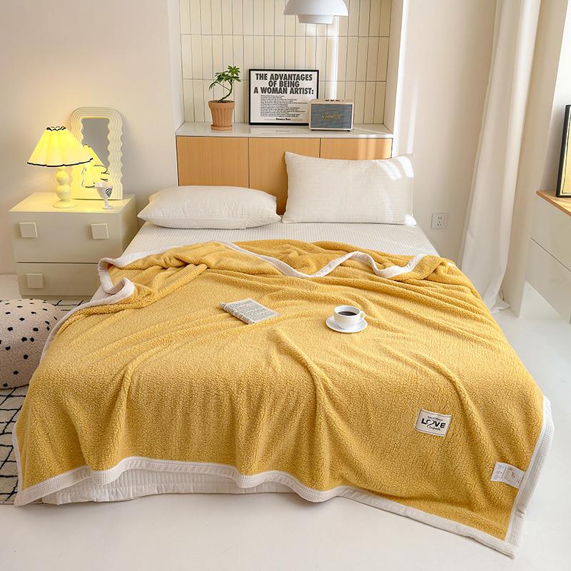 Simple Pink Solid Color Throw Blanket Luxury Warm Cozy Velvet Blanket for Home Sofa Bed All Seasons Travel Camping Blanket