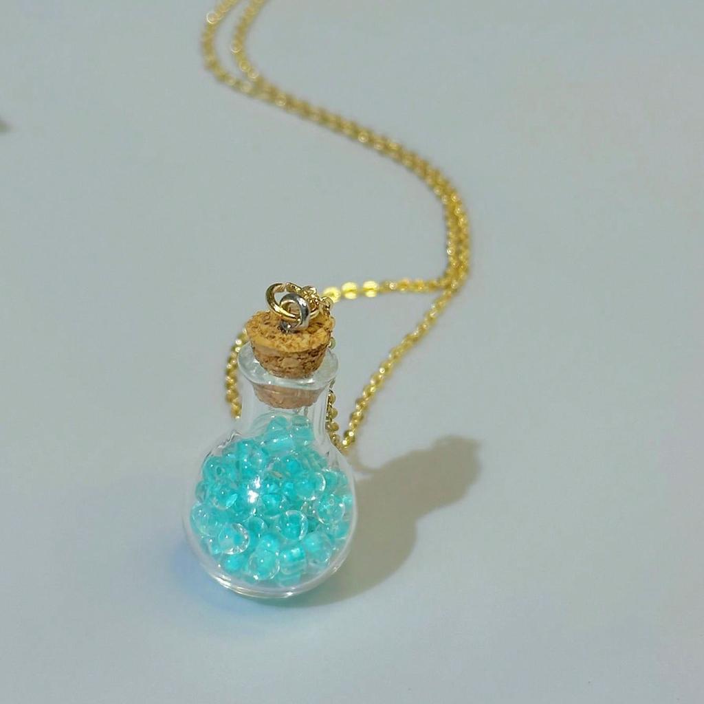 Luminous Magic Potion Glass Bottle Pendant Necklace Fashion Creative Jewelry For Men and Women Halloween Gifts