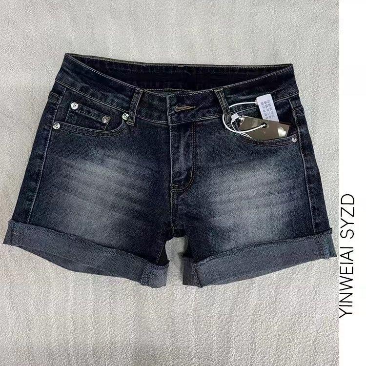 Women s Low-Waist Retro Denim Shorts in Faded Dark Blue XL