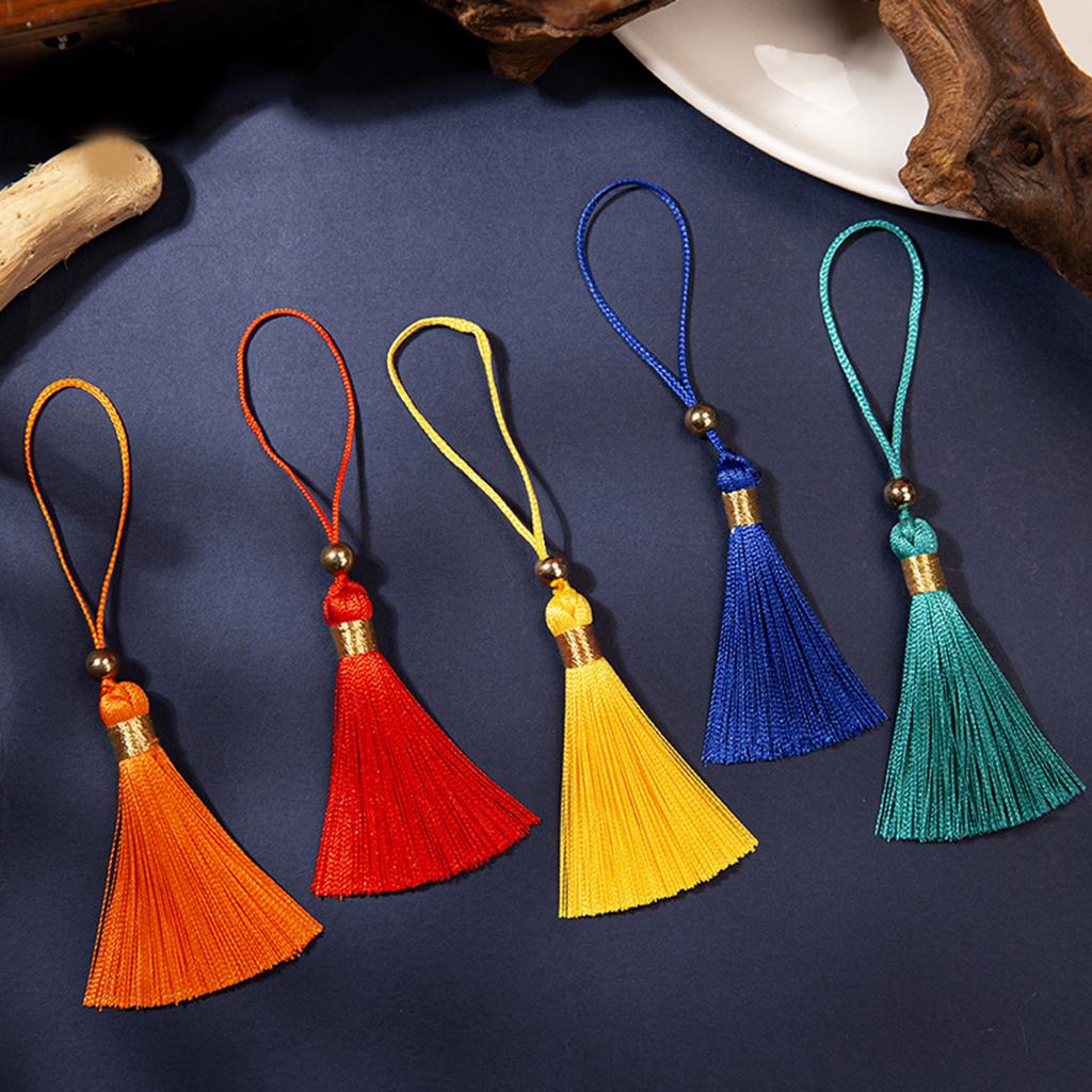 Modische, robuste Quasten aus Perlen in eleganten Designs, lebendige Farben für personalisierte Kreationen und Schmuckzubehör