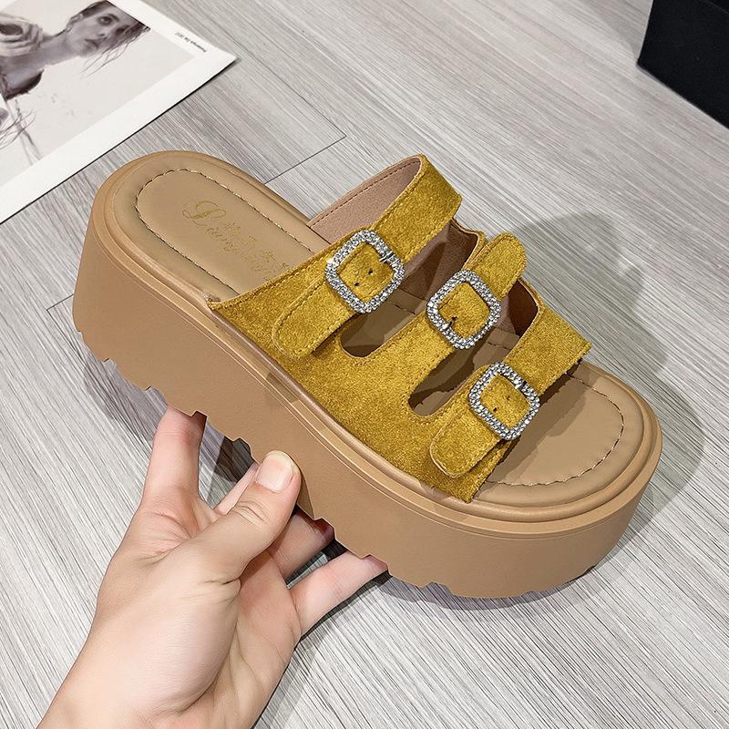 Thick-bottomed Versatile Outer Wear Cool Slippers Women's 2025 Summer New Pink Cute Slippers Beach Cool Slippers
