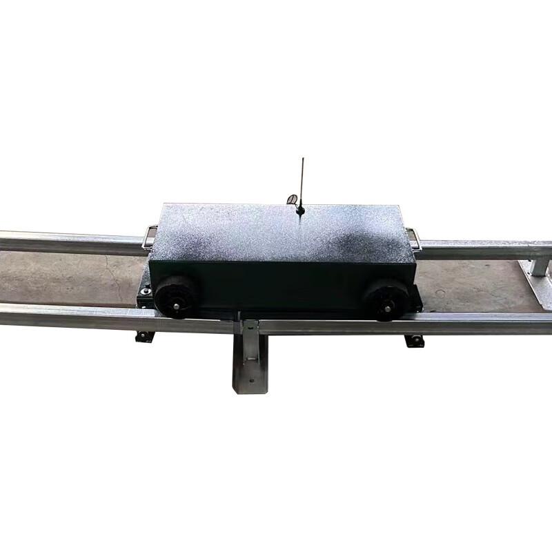 Junmo Portable Tracked Moving Target System with Remote