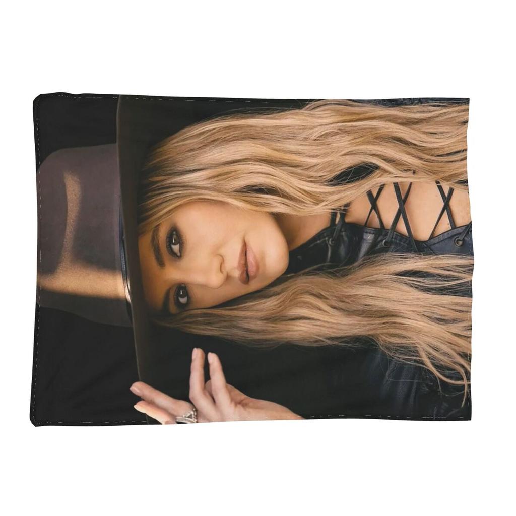 Lainey Wilson - Country's Cool Again Portrait Blankets Soft Warm Flannel Throw Blanket Bedding for Bed Room Picnic Travel Couch