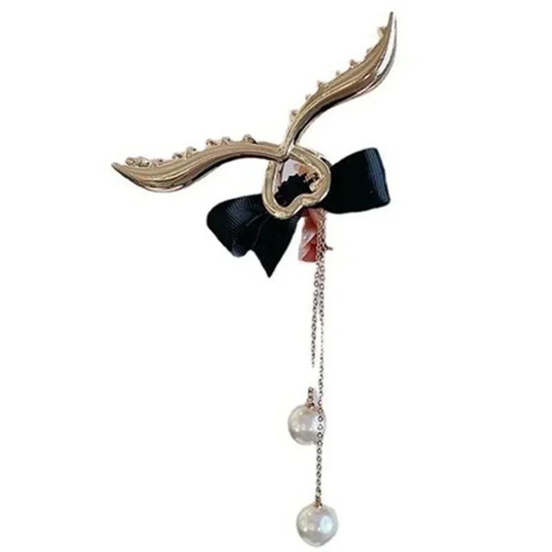 Summer Fashion Elegant Lady Hairpins Metal Tassel Hair Claw Vintage Hair Clips Butterfly Accessories for Women Creative Gift