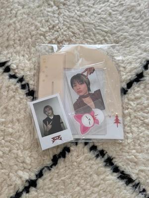 [USED] PHOTO CARD STAND I.N XMAS POPUP