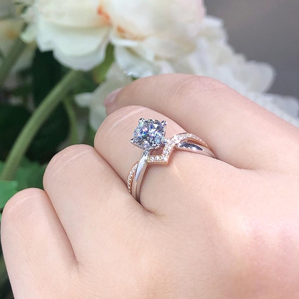 Open Ring V Shape Crown Design PT950 Rose Gold Plated Split Color Fake Moissanite Adjustable Ring for Women
