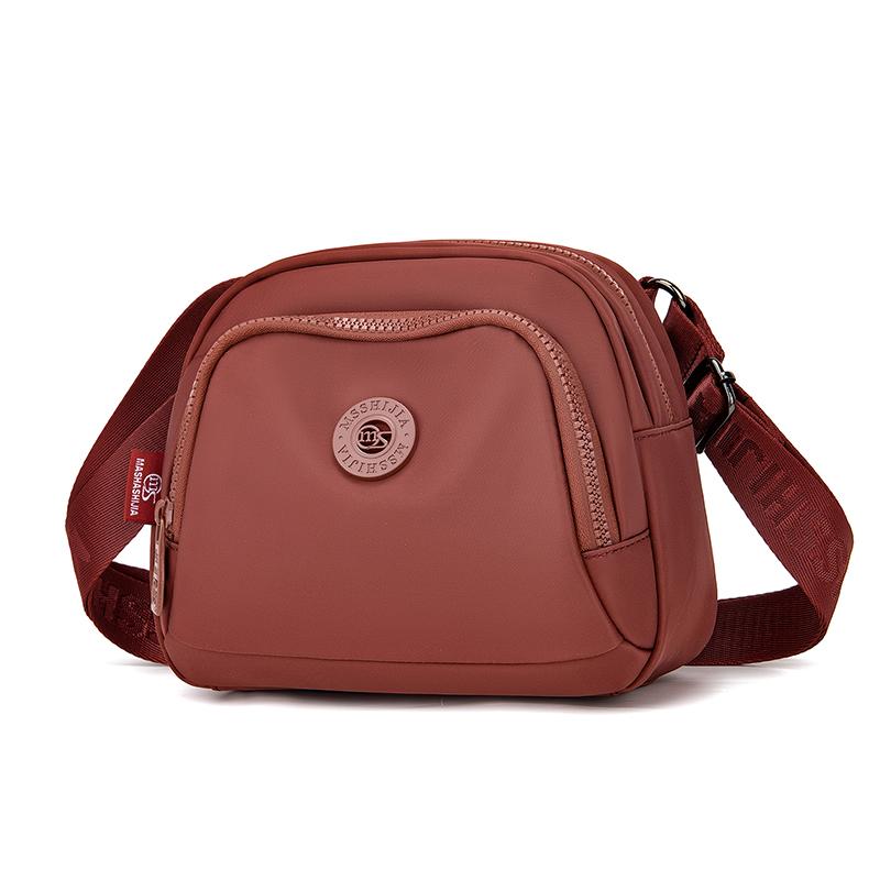 Stylish Crossbody Bag for Women with Adjustable Strap and Multiple Compartments for Daily Use and Travel