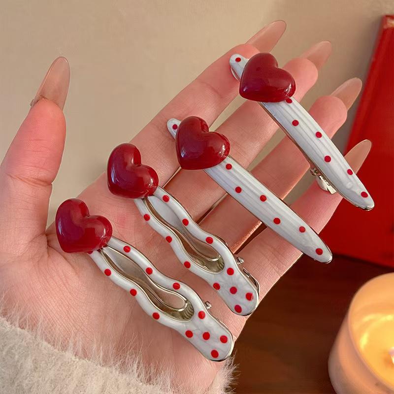 Versatile Red Heart Polka Dot Pearl Duckbill Hair Clip