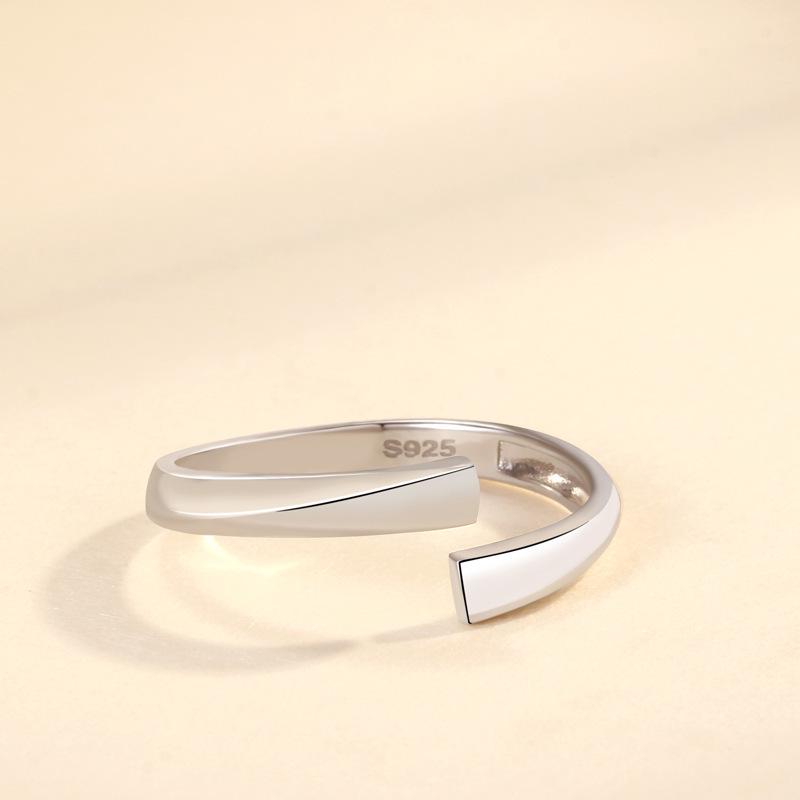 S925 Sterling Silver Mobius Couple Rings - Simple Korean Japanese Style, Versatile Plain Band Jewelry Gift
