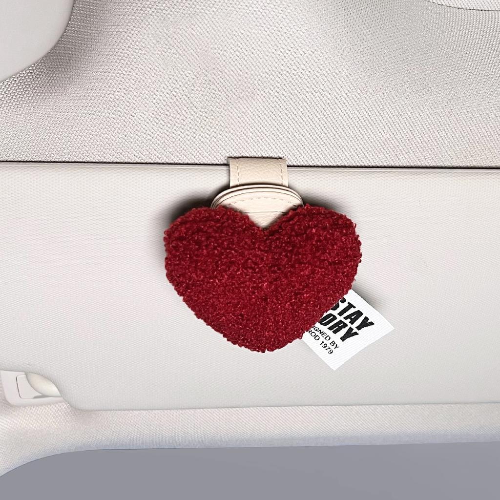 1pc New Cute Retro Red Hearts Universal Sunglasses Holders For Car Magnetic Leather Clip Auto Visor Glasses Hanger Decrotion