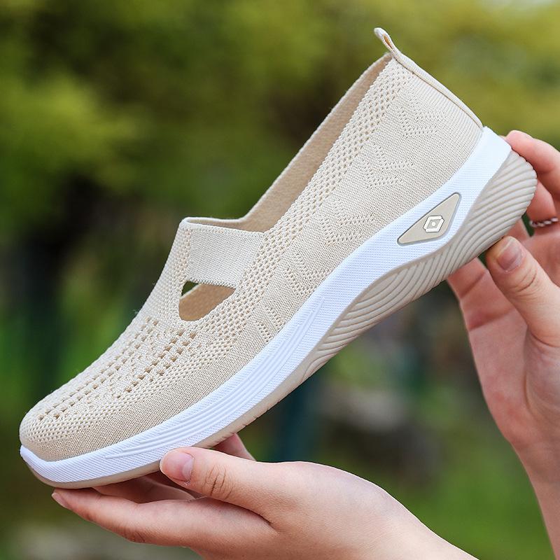 Shoes Large Size Soft Sole Not Tired Feet Shoes Mesh Breathable Cloth Shoes