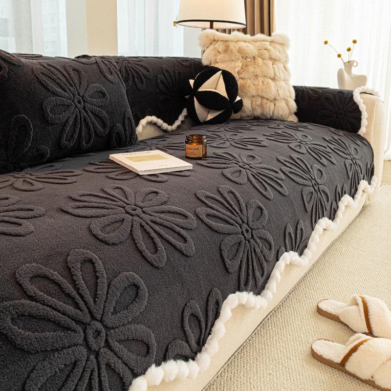Cream Style Plush Sofa Cover Winter  New Soft Comfortable Thickened Fixed Non-Slip One-Piece Decoration Sofa Cover Cushion