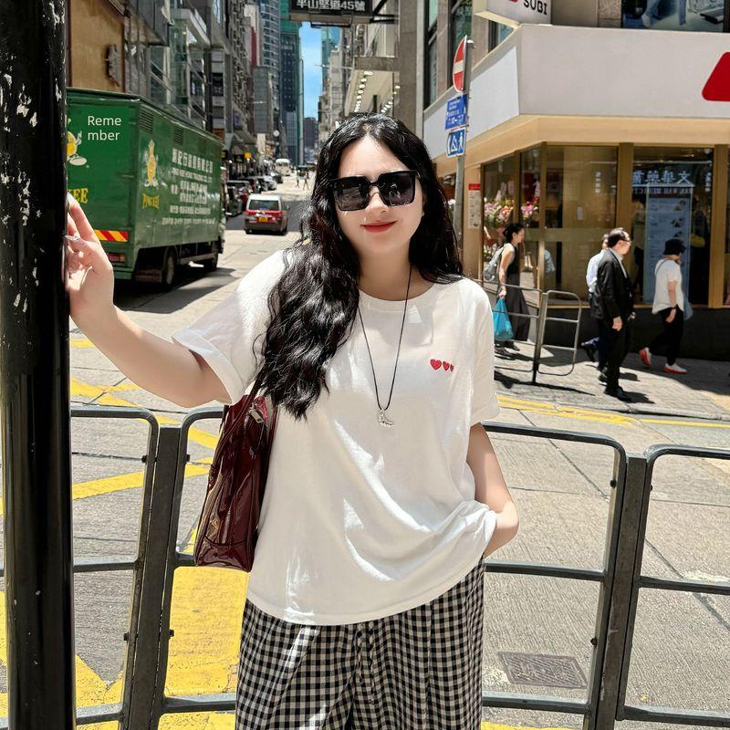 

Plus size women clothing [Hong Kong Style Street T] Chubby Girl Design Love Embroidery Short sleeve T-shirt Summer Belly Covering Top