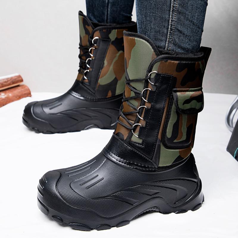 Snow boots, a warm cotton shoe, large size waterproof men's boots, cold-proof and non-slip cotton boots, piled and thickened boots.