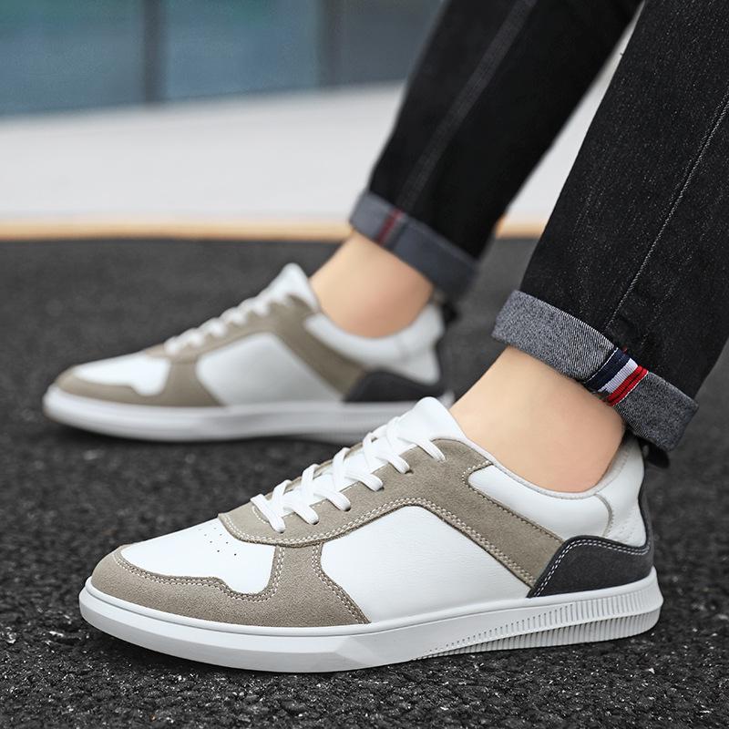 Men's Casual White Round Toe Low-Top Lightweight Sneakers for Spring and Autumn