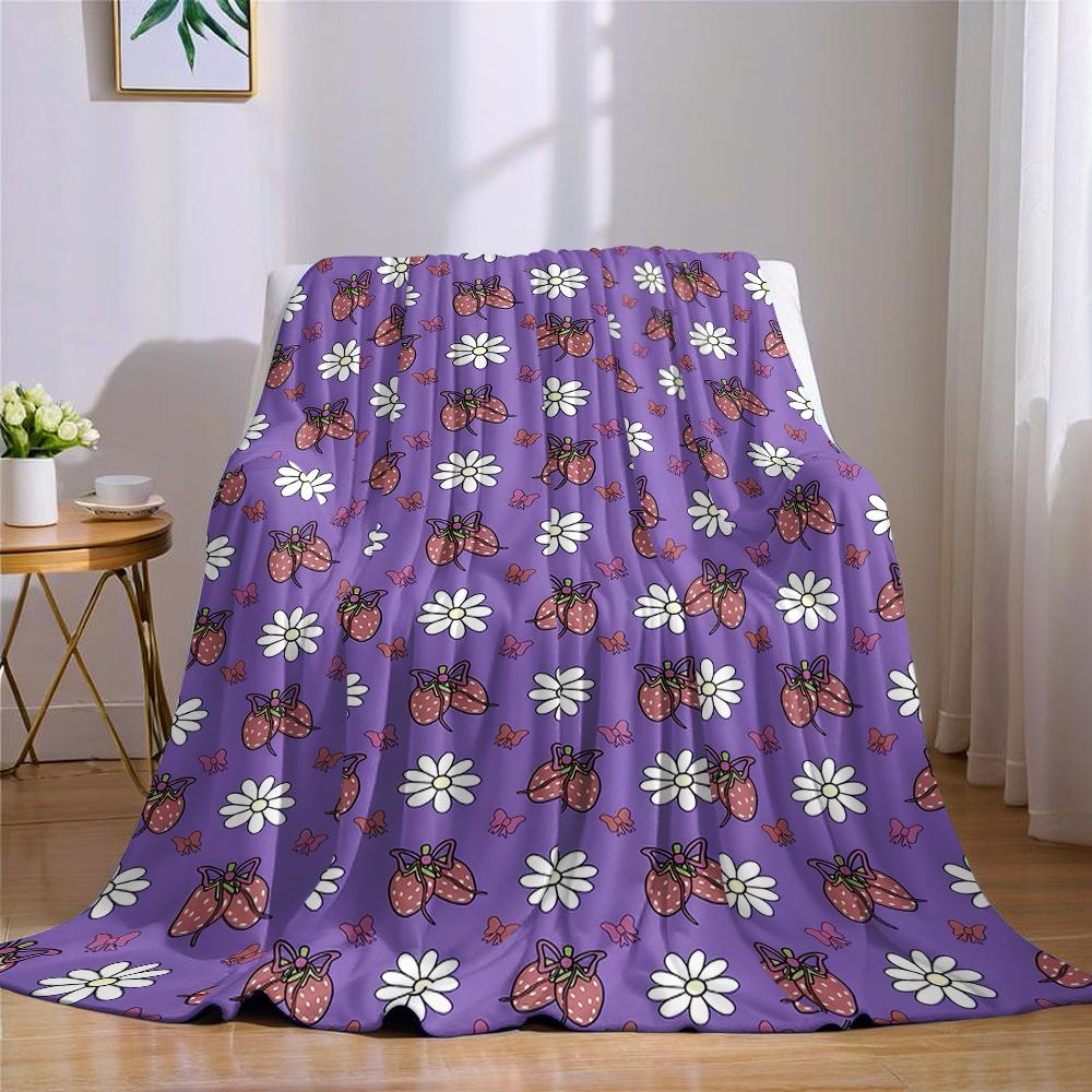 Lilac Strawberry Daisy Flannel Blanket Warm Soft Halloween Christmas Couch Warm Cozy Decorative Decor Gift for All Season