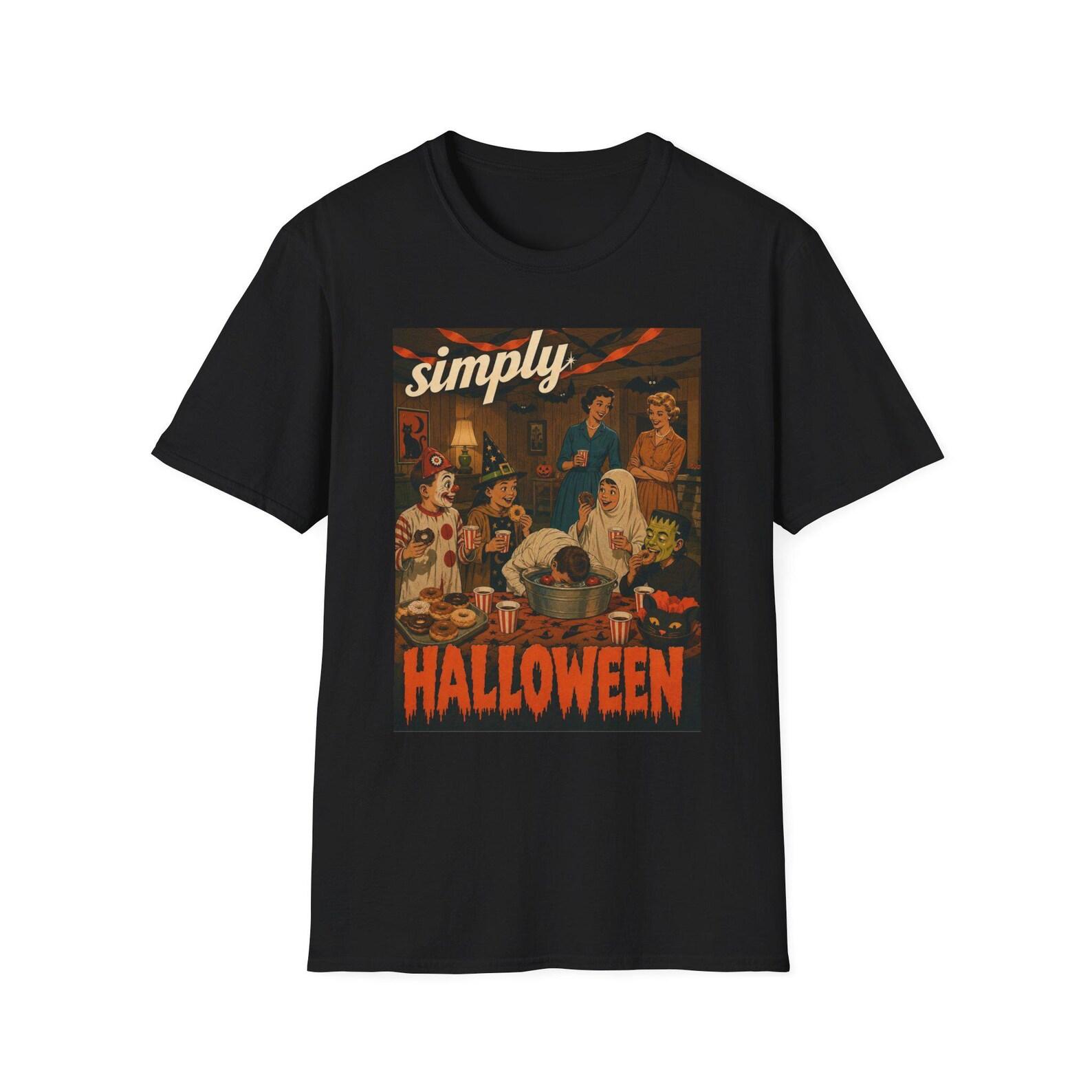 Simply Halloween T-Shirt | Retro Vintage Halloween Design M