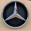 2025 Nieuw Voor Mercedes Benz Zwarte rand en zilveren rand decoratie Auto Voorgrille Ster Embleem voor Mercedes Benz W213 E-Klasse