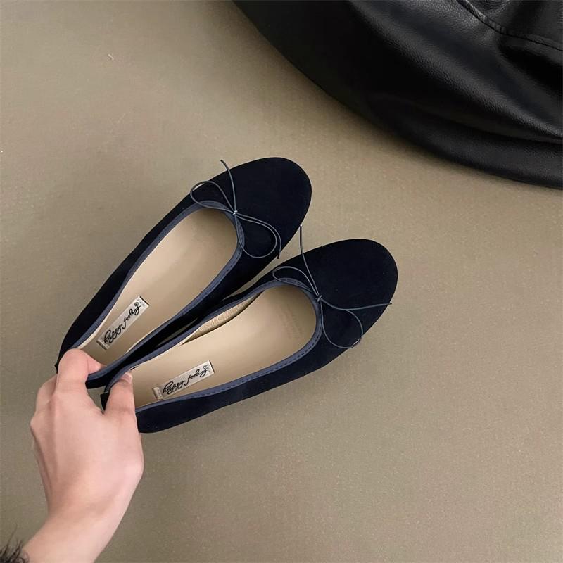 Mode SUOJIALUN 2025 Neue Marke Damen Ballerinas Mode Runde Zehenpartie Flach Schlupfschuhe Damen Elegant Bootsschuhe Weicher Flacher Absatz Ballerina S