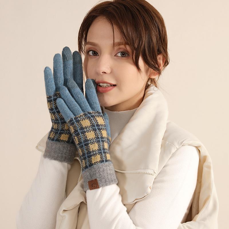 Adult Wool Winter Gloves for Women Japanese and Korean Plaid Outdoor Warm and Cold Proof Plus Velvet Knitted Cycling Full Finger Gloves