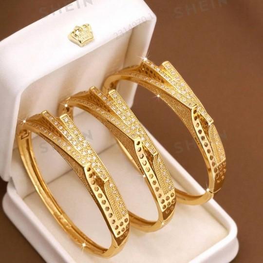 Fashion Zircon Geometric Design Bracelet Light Luxury Temperament Bracelet Women