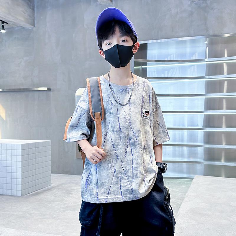 Boys' short sleeved T-shirt summer 2026 new item, medium and large children's thin design, boys' summer clothes, children's cool and stylish top t
