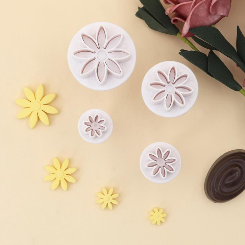 Small Daisy Cookie Mold Plastic Baking Small Cake Mold Fondant Tool Cake Decorating Tools Plum Flower Plunger Fondant Mold