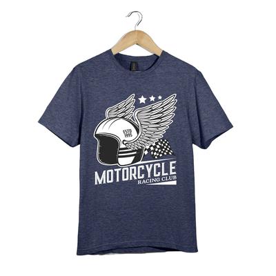 Motorradrennclub T-Shirt – Geflügelter Helm Biker-Tee, Vintage Rennausrüstung