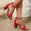 Neue Wildleder-Sandalen mit Blockabsatz für Damen im Modedesign, 2025 klassische Damen-High Heels mit Knöchelriemen, sexy rote Partysandalen