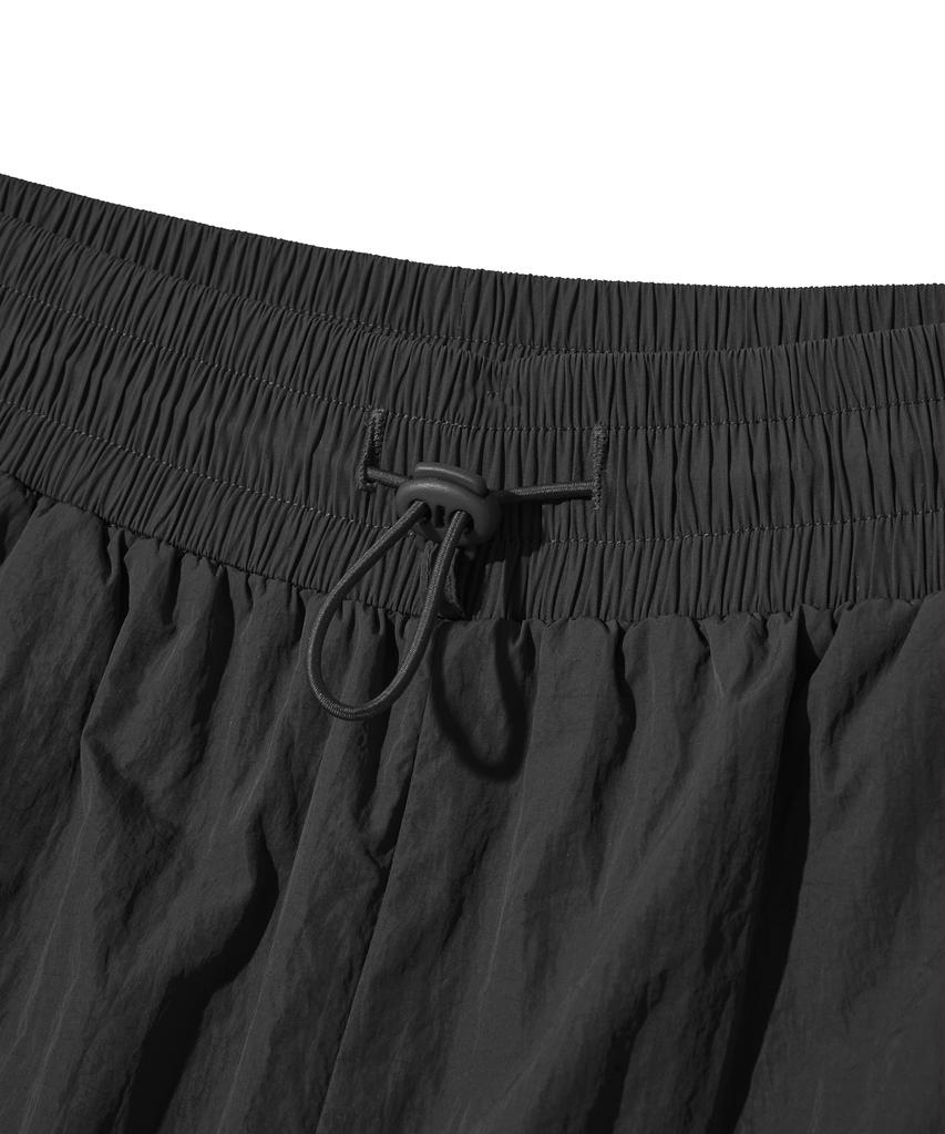 FILLUMINATE (W) Essential Nylon Shorts - Black