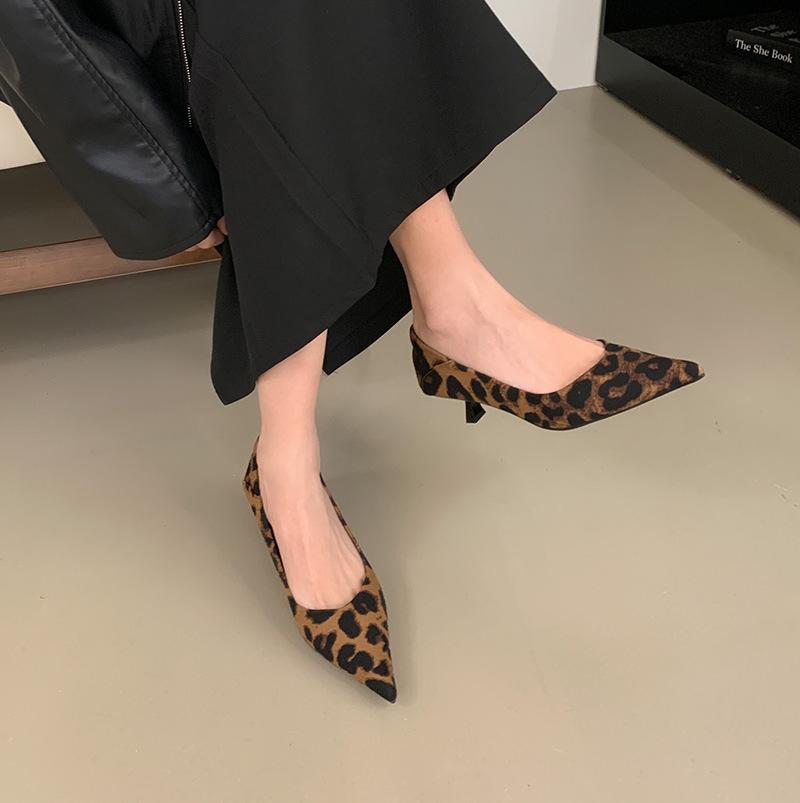 New leopard print stiletto shoes, sexy and comfortable pointed head shallow mouth high heels, versatile temperament commuter women's shoes