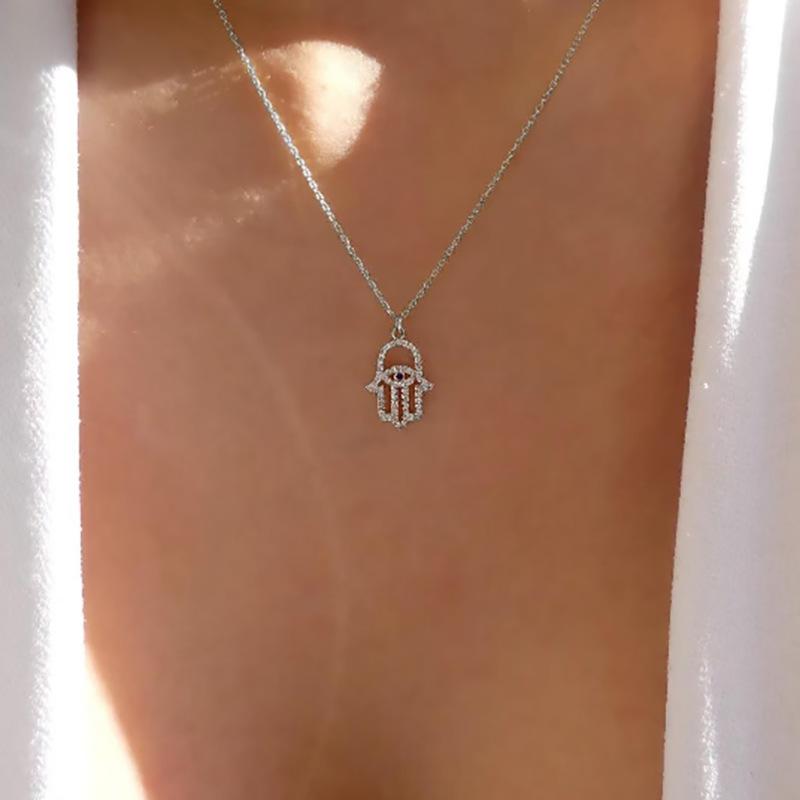 

Hand of God Crystal Necklace Jewelry Fashion Simple Demon s Eye Personalized Clavicle Chain Female