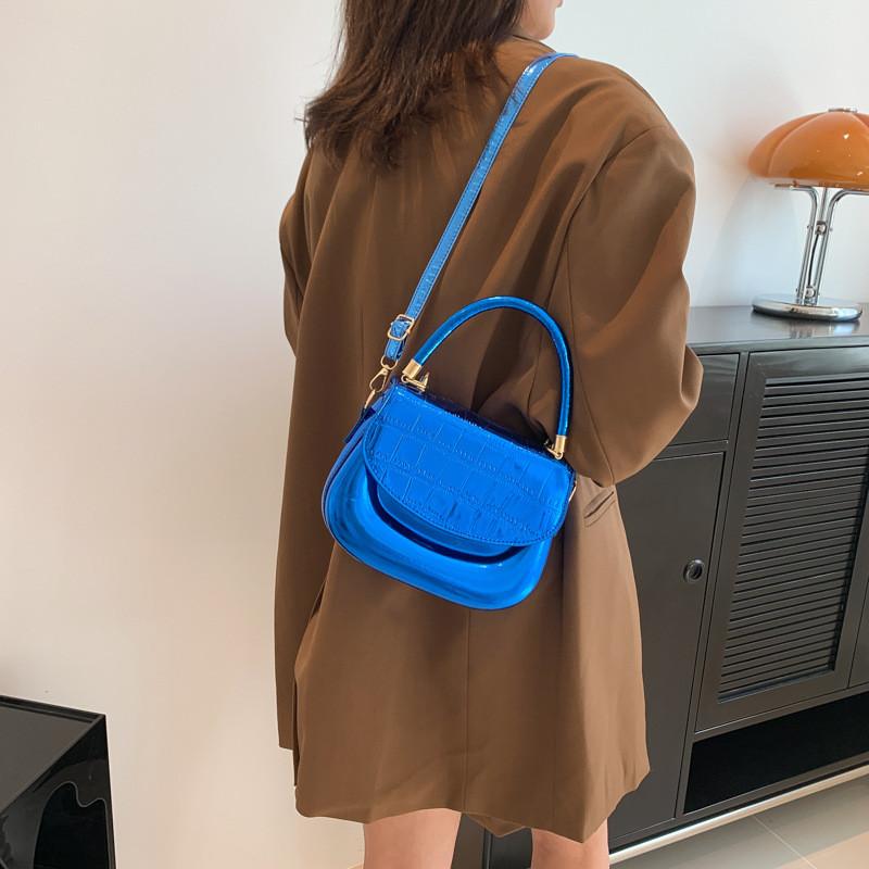 Chic Autumn New Women's Fashion Shoulder Bag Available In Black Gold Green Blue