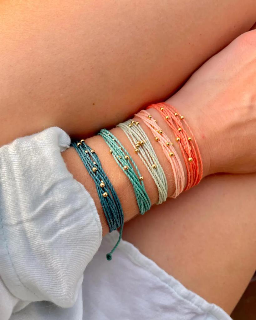 Vlen Wasserdicht Wachsschnur Geflochtenes Armband Mehrsträngig Verstellbares Handband Surf Strand Boho Schmuck für Damen Geschenk Umweltfreundlich
