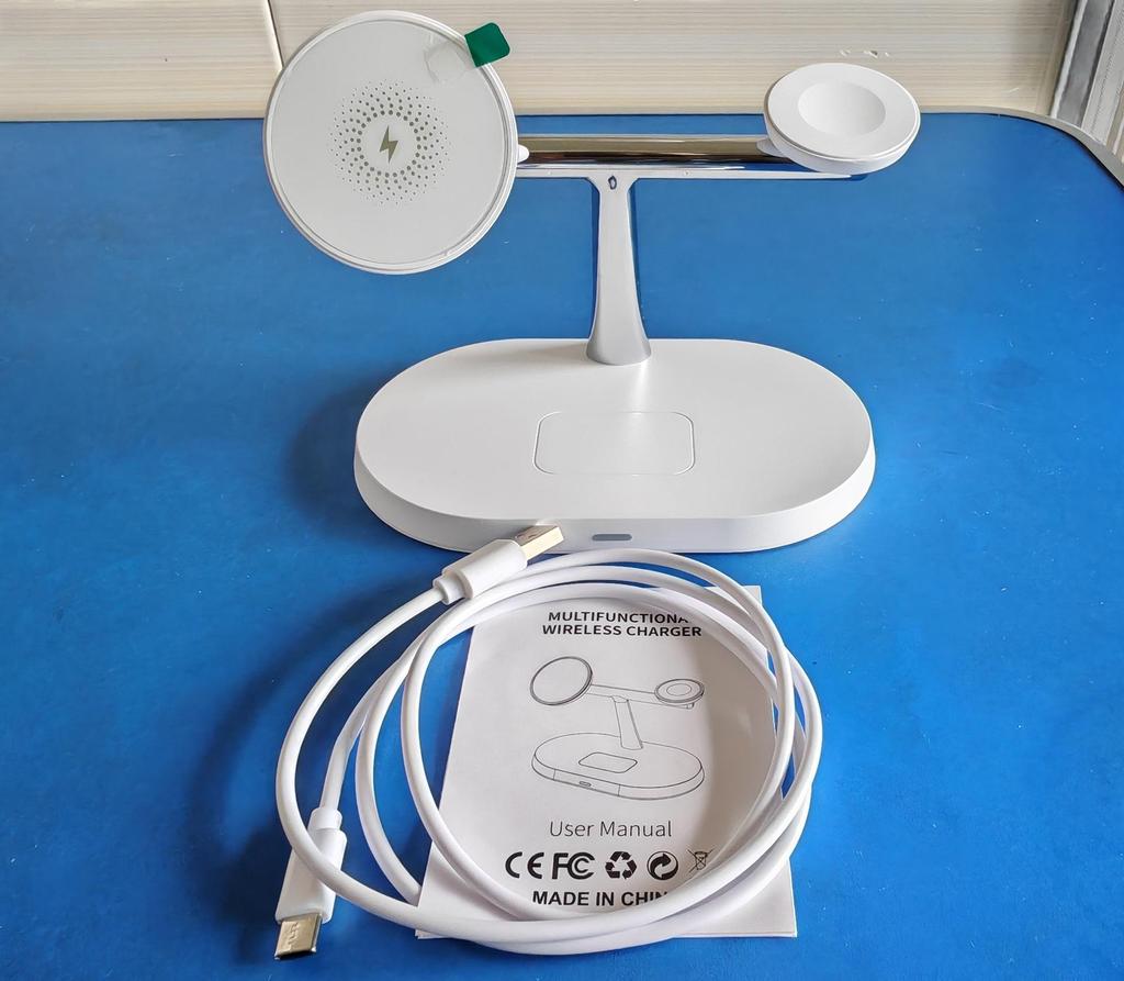 3-in-1 Wireless Charger for Apple & Huawei Phones, Magnetic Earphone & Watch Charging